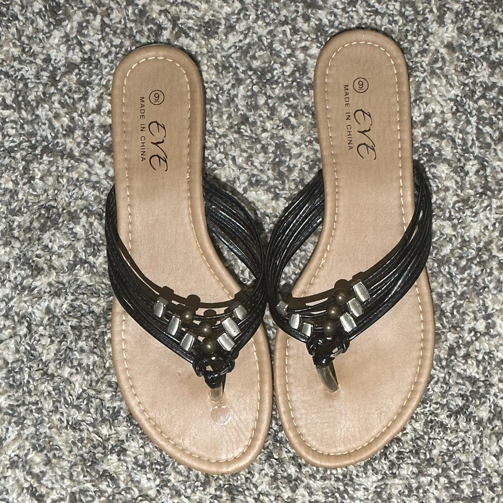 EVE black strappy sandals/flip flops size 9